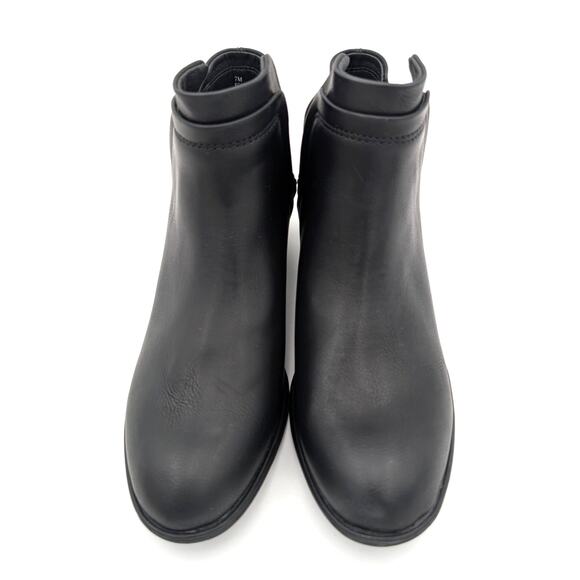 B.O.C Grover Slip-On Bootie Elastic Gore Round Toe Women's Black Size US7M EU38 - Picture 11 of 12